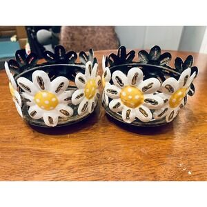 Daisy Candle Holders Metal Floral Design Home Decor Set Of 2 Cottagecore